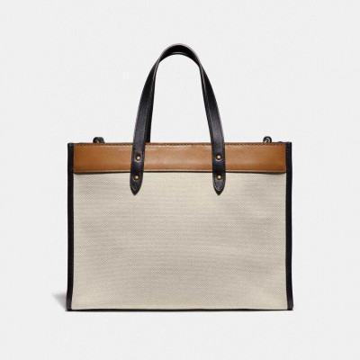 Field Tote 30 With Badge - Brass/Canvas Light Saddle