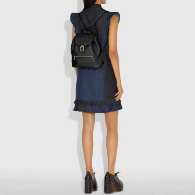 Evie Backpack In Signature Canvas - Black