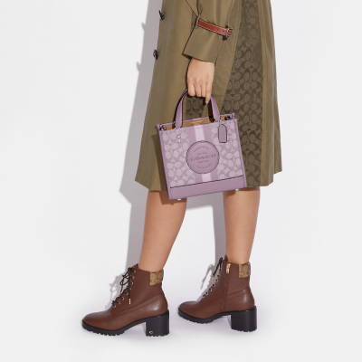 Dempsey Tote 22 In Signature Jacquard With Stripe And Coach Patch - Sv/Soft Lilac