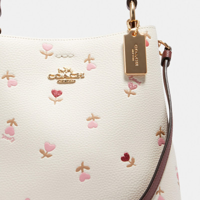 Small Town Bucket Bag With Heart Floral Print - Im/Chalk Multi/Wine