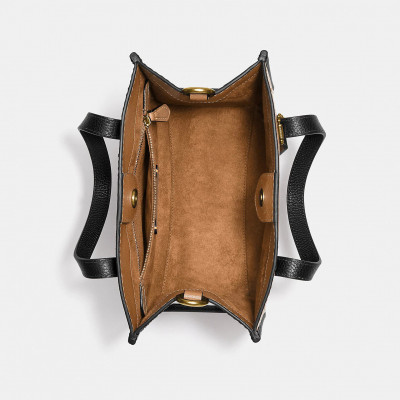 Field Tote 22 In Colorblock With Coach Badge - Brass/Chalk Multi