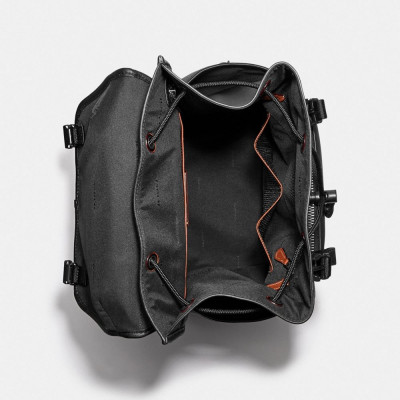 League Flap Backpack - Black